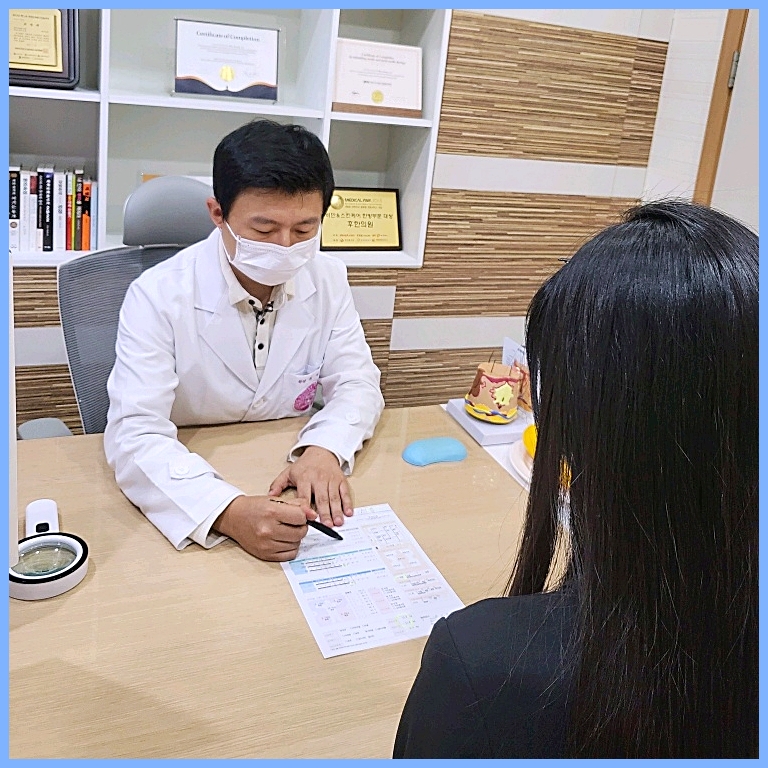 후한의원 전주점 허정위 원장 편평사마귀 진찰